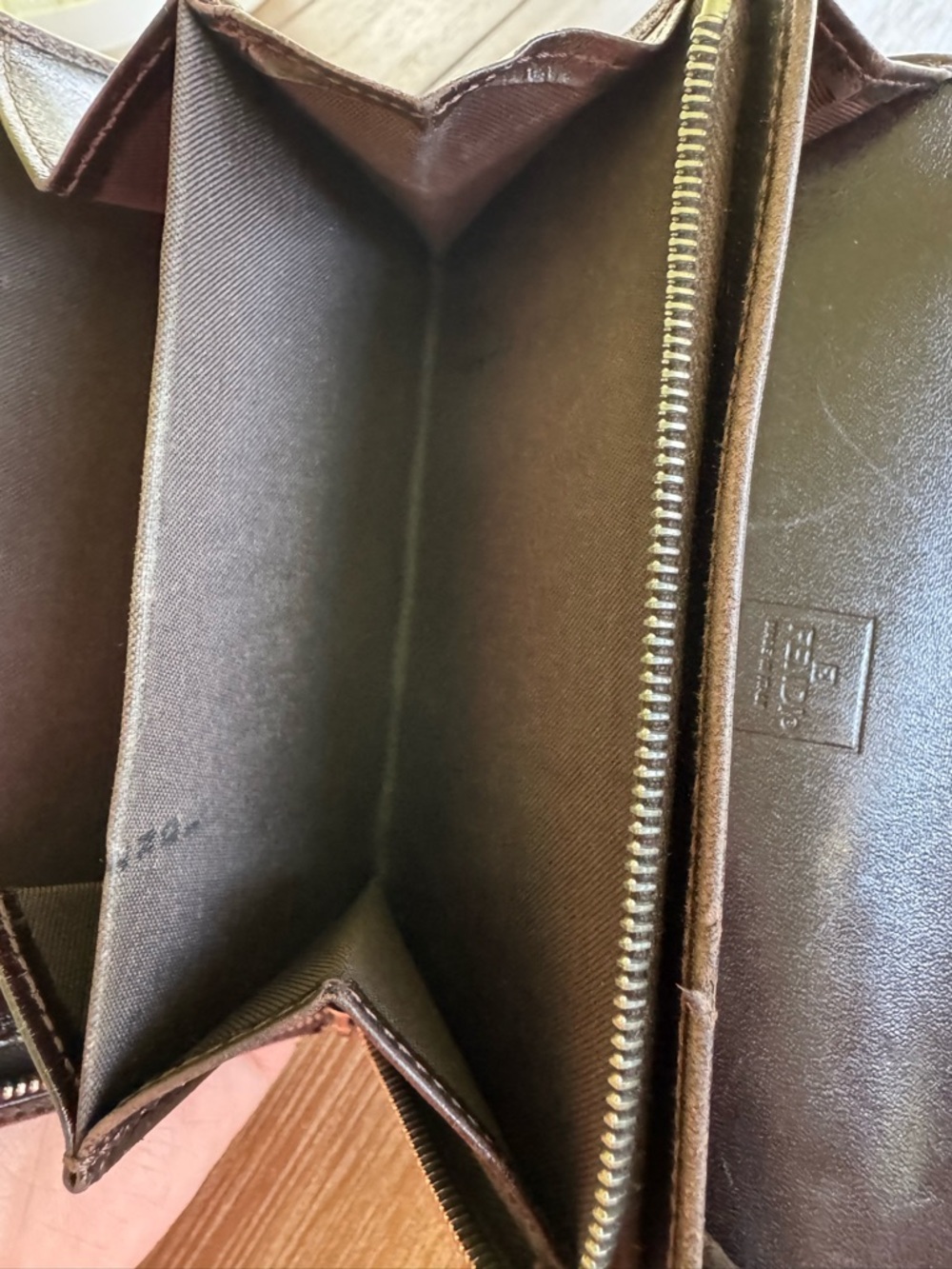 Fendi Vintage Zucca Wallet - Picture 15 of 17